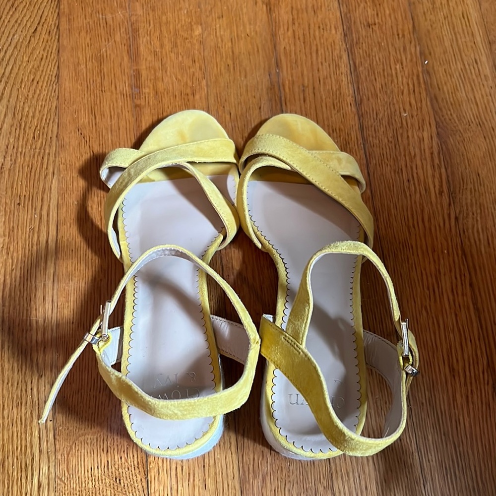 Crown & Ivy wedge heel